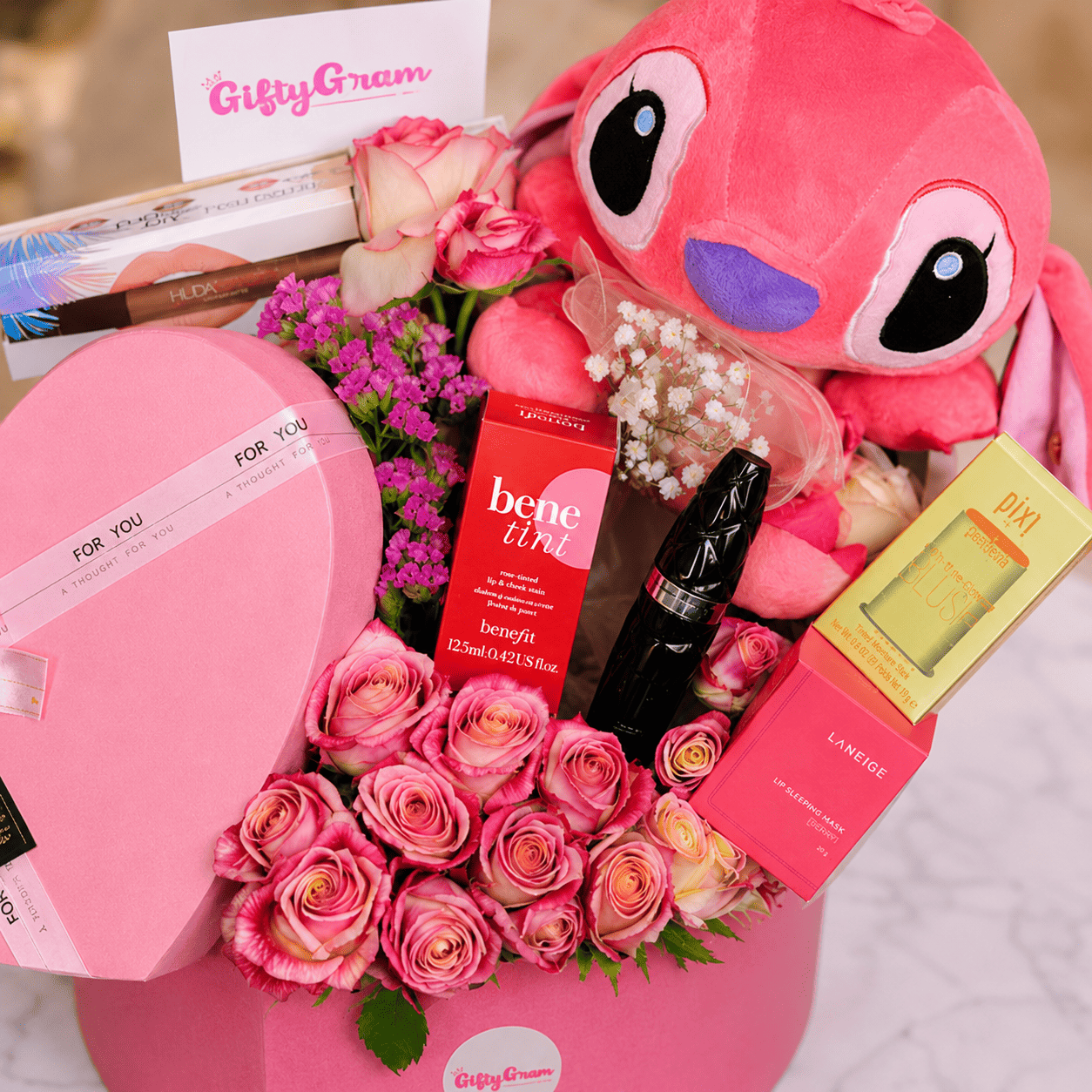 Corporate Gifts in Dubai: The Complete Guide to Professional Gifting That Builds Stronger Business Relationships
