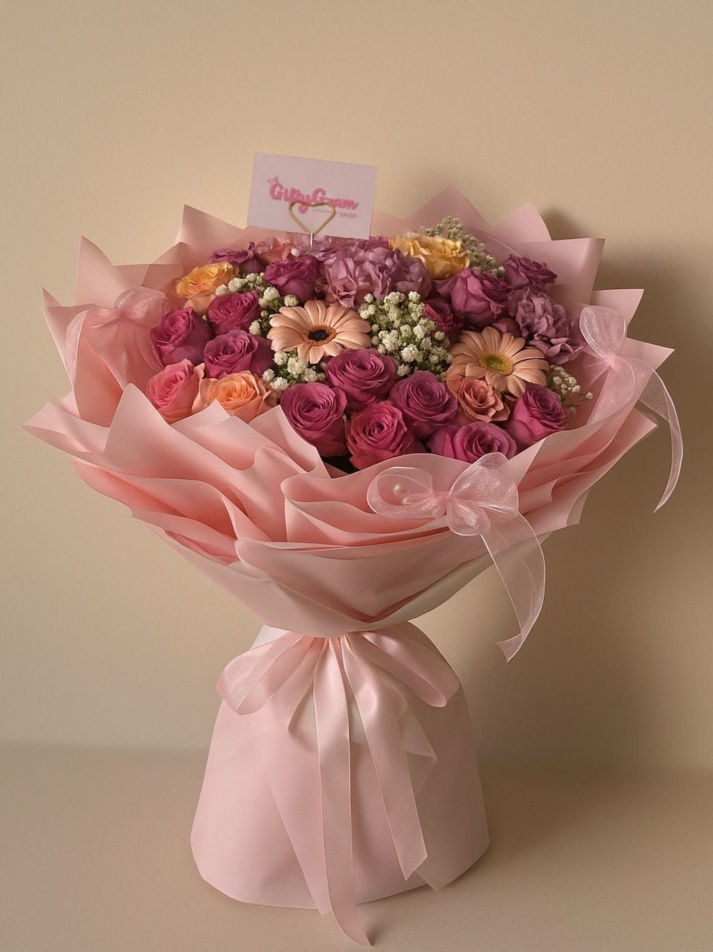 Mix pink flowers