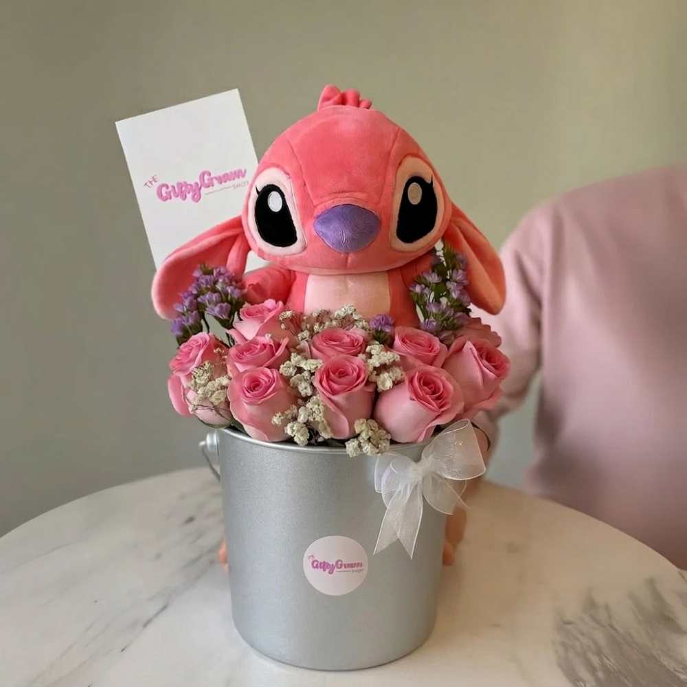 Pink Angel+ roses in a box