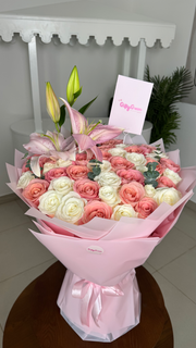 30 roses + lilies