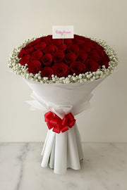 100 Red Roses + Lily